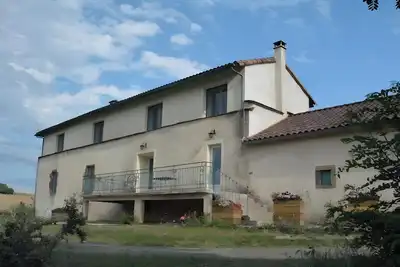 Image de Maison de campagne « Le Mas De Jacquet » : vue montagne, terrasses privées, Wi-Fi