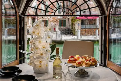 Image de Viola Suite Luxury Canal View Central Venice
