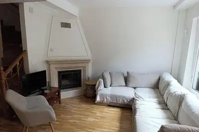 Image de Quiet terraced house in Burgos with garden, river views and good connections
