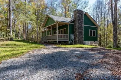 Image de Secluded 3bdrm/2bth cabin with hiking trail & bonfire pit, Peaceful Path