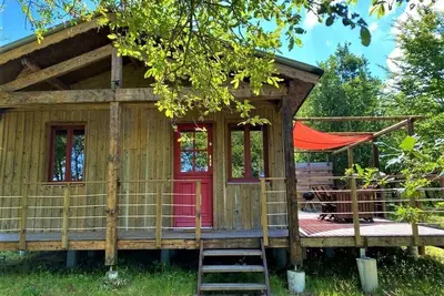 Image de Le Tonnelier Chalet implanté en pleine nature à 20 mns des plages