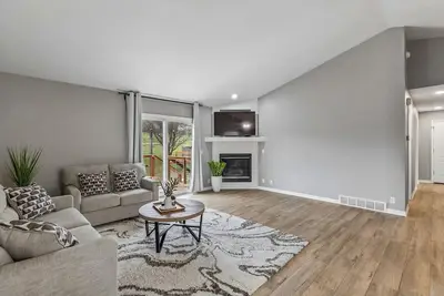 Image de Cozy 3br Home in Omaha with Comfort and Great Location
