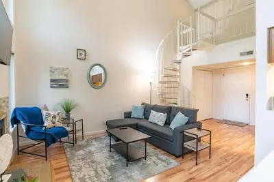 Image de Eagle Pointe Leaf & Loft Living