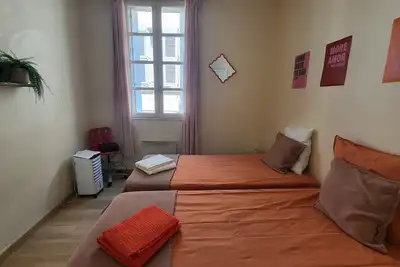 Image de Appartement dans la cité médiévale à 10 min du Palais des Papes