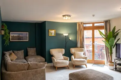 Image de City Centre Gem | Balcony, 2 Baths & balcony
