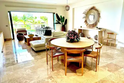 Image de Luxury Family Retreat in La Amada - Steps to Beach & Pools