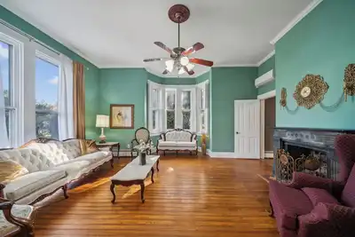 Image de Serenity Manor 1br Private Historic Home First Flr - Holiday Home