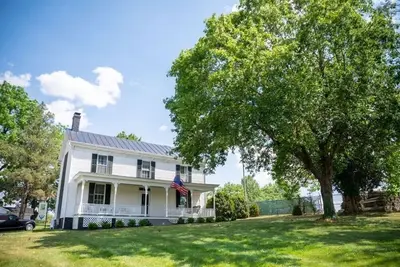 Image de Serene 4-bedroom farmhouse 10mins from local wineries