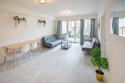 Image de séjour à Anvers avec 1 chambre