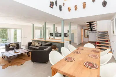 Image de Villa Lucere - Trois Chambres Villa, Couchages 7
