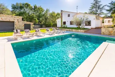 Image de Villa Mediterranea - Six Chambres Villa, Couchages 12