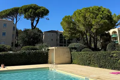 Image de Rare aux Beaux-Arts : jardin, piscine & 2 parkings