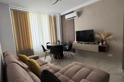 Image de * Modern Cozy Stay Near Beach, Shops & Restaurants * Brand New Apartment