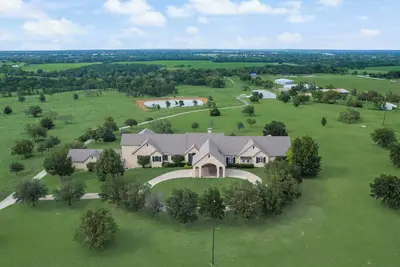 Image de Private Texas Legacy Villa - Resort Compound · Pool · Sauna · Gym · Indoor court