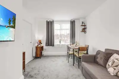 Image de Modern 3br w/Free Parking - Walk to Uni  - Wi-Fi