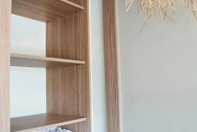 Image de Peace Love & Bitcoin - 2br with Surf Views