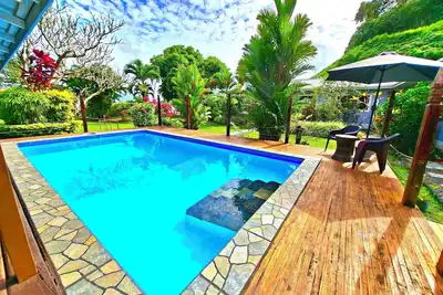 Image de Relaxing Waterfront Villa with Pool & Beautiful Savusavu Bay Views