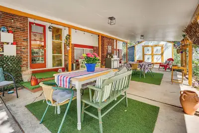 Image de Eclectic Multi-Level Charmer! 2 Mi to Cu Boulder