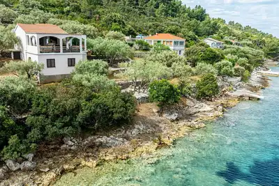 Image de Villa Silencia with Whirlpool by Villas Guide