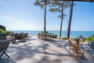 Image de Le Bassin en tête-à-tête - Accès privé à la plage
