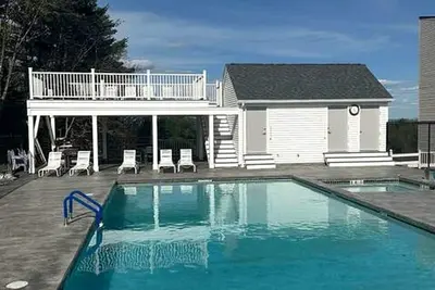 Image de Scenic Lakeside Condo with Lake Views Near Gunstock & Weirs Beach | Laconia, Nh