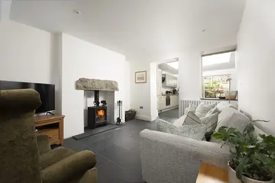 Image de Fernbank - Wood-burning stove, Garden, pets welcome