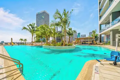 Image de Bright 2br | Fitness Center | Near Bayside