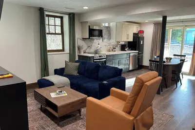 Image de The Candlelight Cellar on 10th | Fourplex