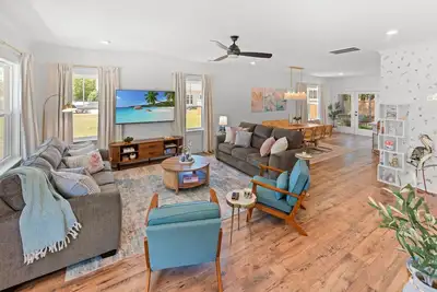 Image de New Build | <10 Mins to Folly & <15 to Dt