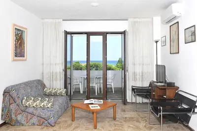 Image de Apartment Lt Miramare Sea Front private garage 8 places