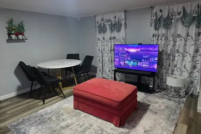 Image de Stunning 2-bedroom Unit in Desirable Downtown Manchester