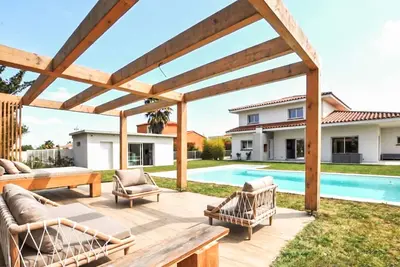 Image de Superbe villa piscine privée