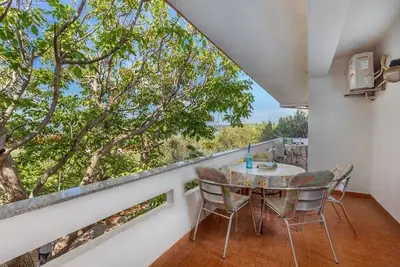 Image de Appartement de deux chambres avec le balcon et la vue sur le mer Punat, Krk (A-25968-b)