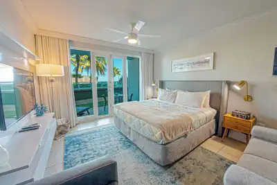 Image de Coastal Summer Villa: Pool/Kitchen/Patio