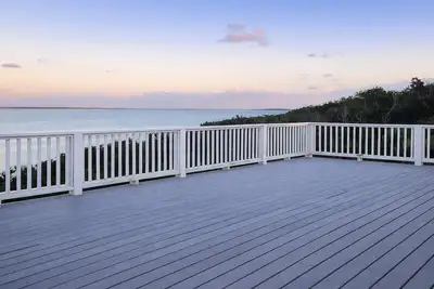 Image de Bayside Estate - Ocean View Family Vacation Rental