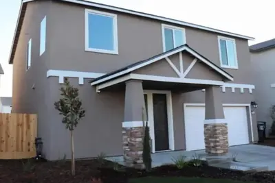 Image de Beautiful 3-bedroom house with Ac in charming Visalia