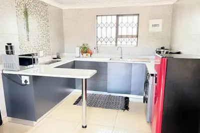 Image de Retraite sereine de 2 chambres à Ledig avec vue panoramique