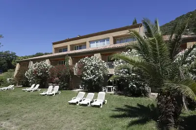 Image de Studio axé sur la nature pour 5 personnes