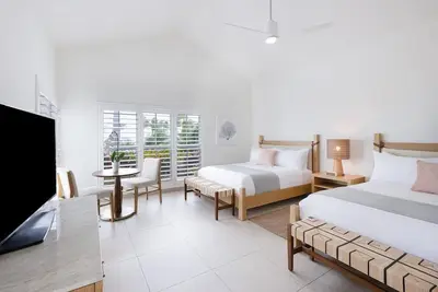 Image de Island Kitchen Pool Gym | 5 mi to Windley Reef | Kayak & Nature Trails