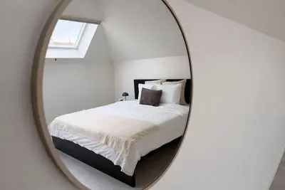 Image de Central Ghent | Private Room w/ Wifi & Shared Lr