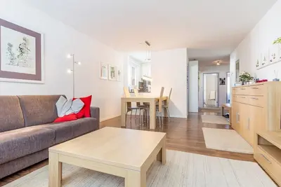 Image de Gambrinus 01 3-Zimmerwohnung by Interhome