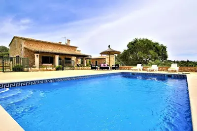 Image de Cas Borrassos- Finca con piscina privada a 10 minutos de Palma. . Bbq. Wifi - Wi by Interhome
