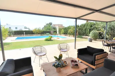 Image de Ca Na Malen Hermosa casa para familias con gran piscina, jardín. - WiFi Gratis by Interhome