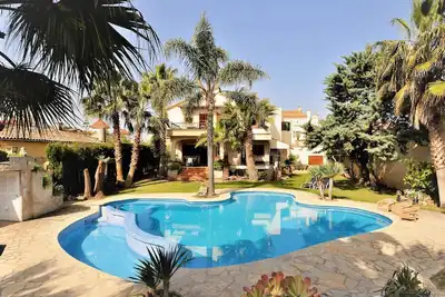 Image de Finca Can Gual en Inca para 8 personas con piscina privada y vistas despejadas- by Interhome