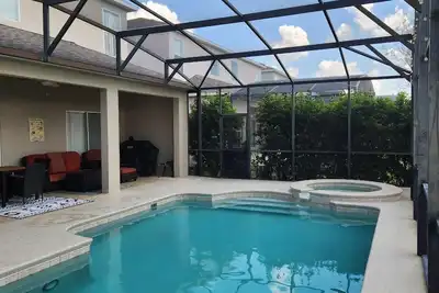 Image de Family Retreat in Quiet Gated Community. South facing pool