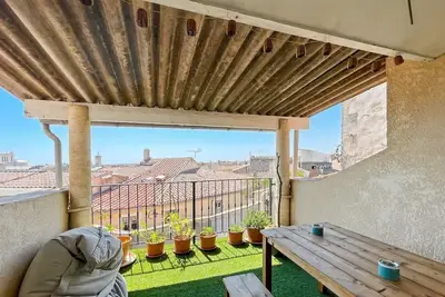 Image de Appartement Nîmes écusson - de 1 à 5 personnes - terrasse - clim - parking