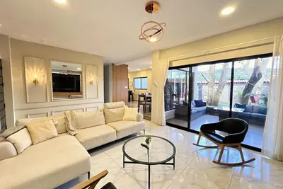 Image de Luxury Villa w/ Private Gym ; Sleeps 19 ; 10 Beds