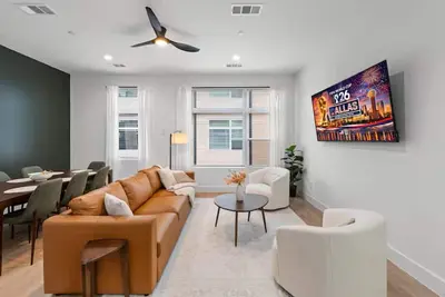 Image de Rooftop Townhome Bishop Arts Garage sleeps 8