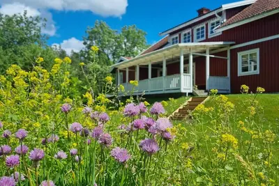 Image de Family House Near Tiveden National Park with fireplace, piano, big property