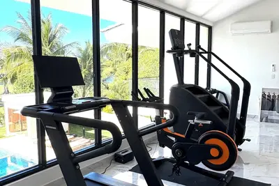 Image de Punta Cana luxury villa gym, sauna, pool lake view